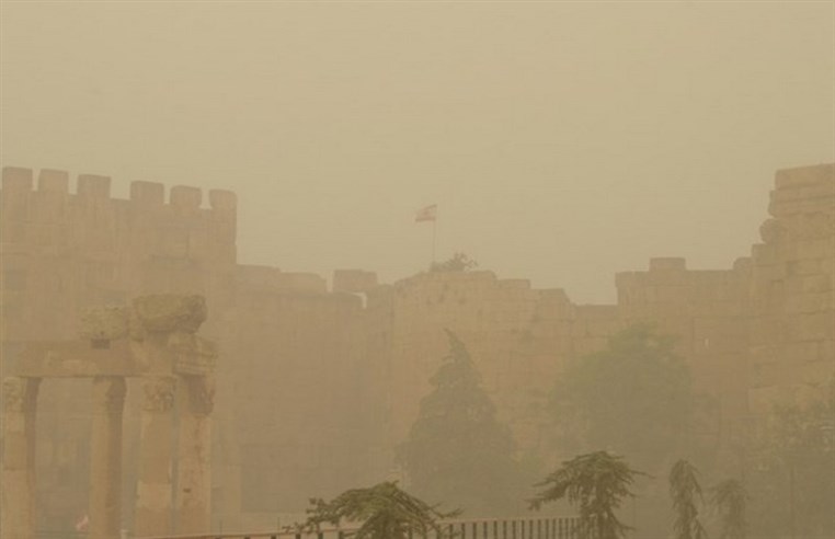 Sandstorm Hits Lebanon: Learn how to avoid its diseases